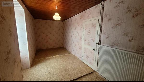 Maison rurale à vendre à Charron en Charente-Maritime (17230), ref : RE 441