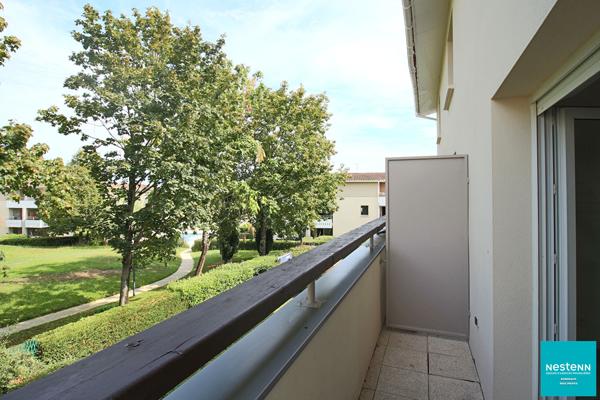 T3 meublé en Duplex dans Parc arboré avec Piscine