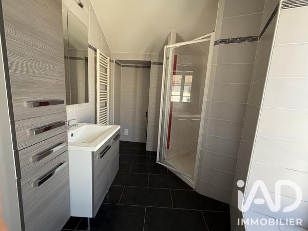 Location maison 2 pièces 53 m² Neuvy-Bouin