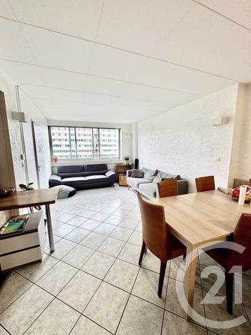 Appartement F5 à vendre  5 pièces - 97 m2 VANDOEUVRE LES NANCY - 54
