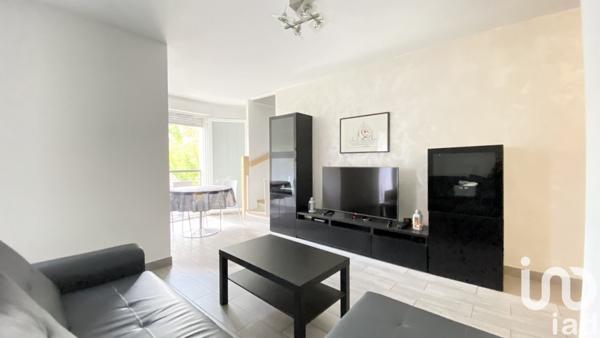 Appartement 5 pièces de 96 m² à Trappes (78190)