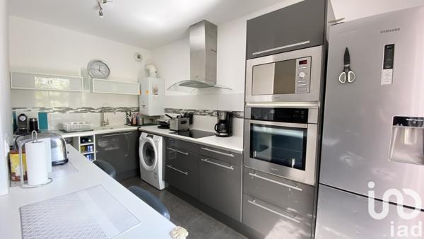 Appartement 5 pièces de 96 m² à Trappes (78190)