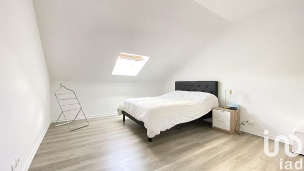 Appartement 5 pièces de 96 m² à Trappes (78190)