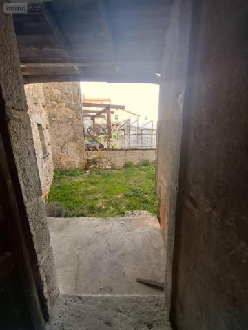 Maison à vendre à Saint-Amant-Roche-Savine dans le Puy-de-Dôme (63890), ref : 2025-39-2025117