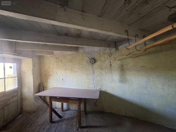 Maison à vendre à Saint-Amant-Roche-Savine dans le Puy-de-Dôme (63890), ref : 2025-39-2025117