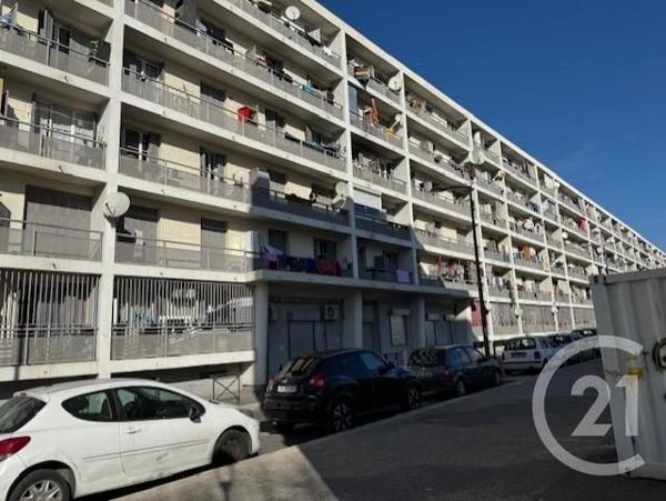 Appartement à vendre  4 pièces - 61,21 m2 MARSEILLE - 13003