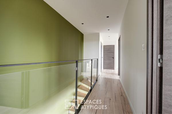 Architecture contemporaine et panorama à 180°