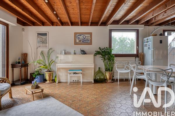 Maison à vendre 8 pièces 222 m² Triel-sur-Seine