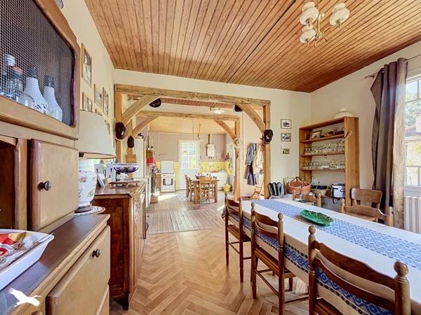 Maison à vendre 129 000 € Saint-Étienne-de-Puycorbier 7 p 127 m² DPE E