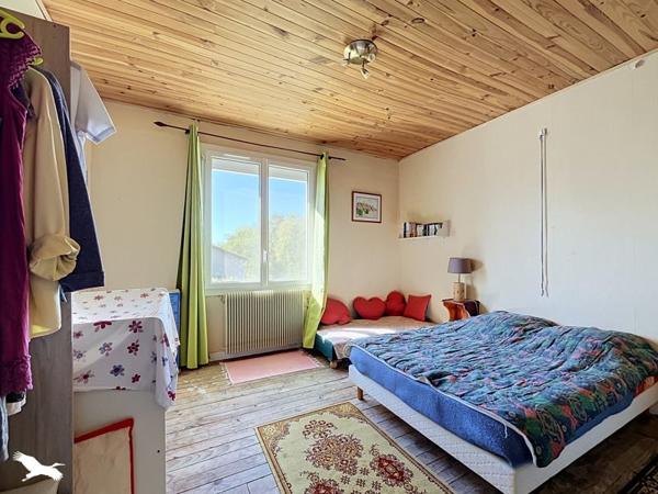 Maison à vendre 129 000 € Saint-Étienne-de-Puycorbier 7 p 127 m² DPE E