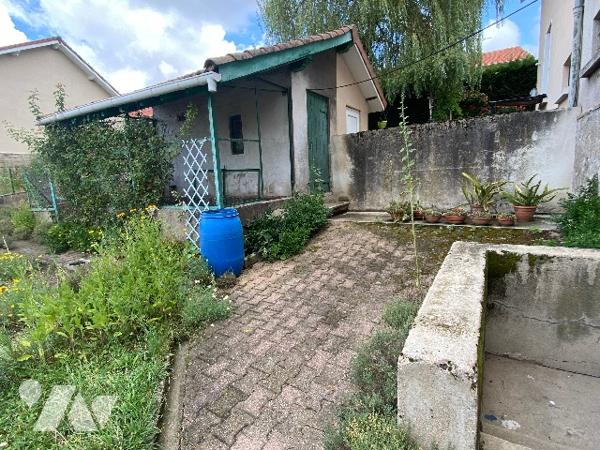 Maison des mines avec jardin, très bien entretenue