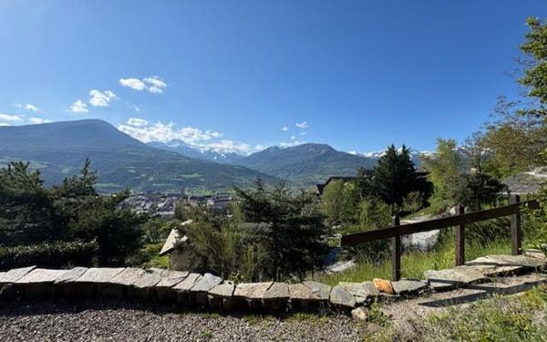 Maison à vendre    5 pièces • 185 m2 Embrun