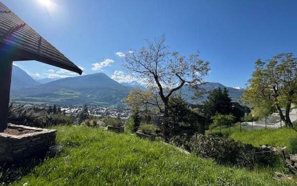 Maison à vendre    5 pièces • 185 m2 Embrun