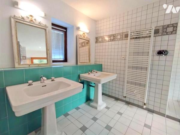 Maison en pierre entre mer et centre de Guidel