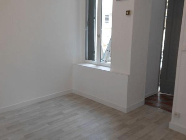 Location Studio 32.08 m² - 26 RUE SAINT BARTHELEMY Melun 77000