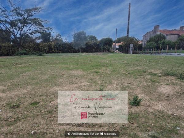 A VENDRE en EXCLUSIVITE aux Herbiers dans un village proche du  centre ville, Terrain constructible de 931 m2