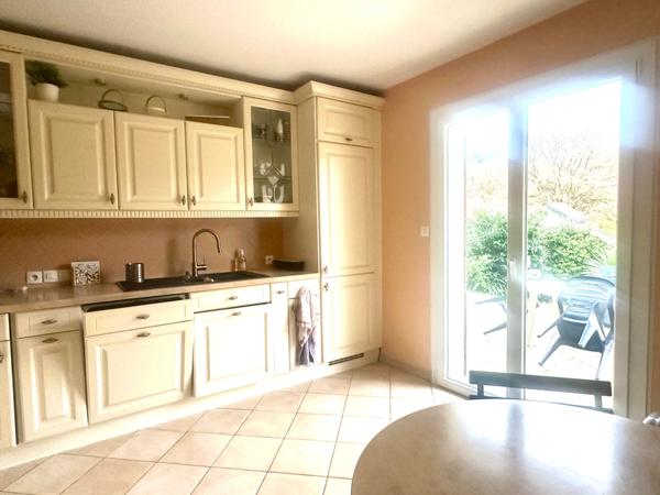 Maison à vendre SAUMUR (49) 4 chambres- Vie de plain-pied - 1500m² de terrain - 162m² habitable