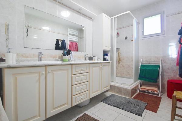 Charmante maison familiale à Marnay bien entretenue