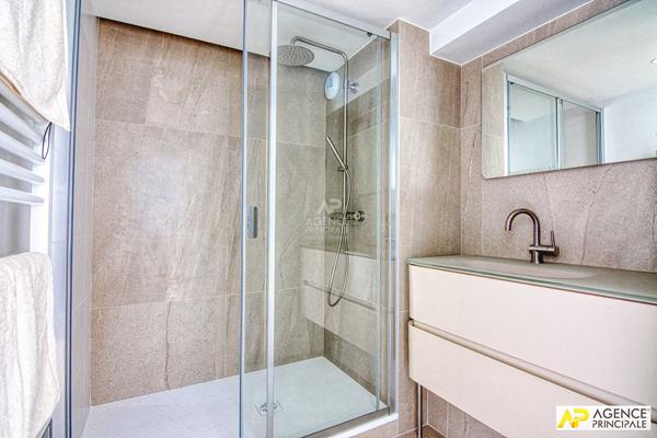 Versailles Notre-Dame Maison 4/5 pièces 11.90 M² AU SOL avec cour de 24.6 m² 995 000 € **  - Référence  29223