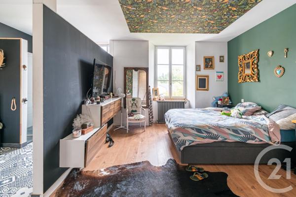 Maison à vendre  8 pièces - 259 m2 LAVAL - 53