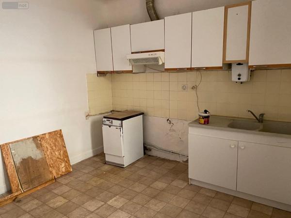 Maison à vendre à Naucelle dans l'Aveyron (12800), ref : 1035-12013