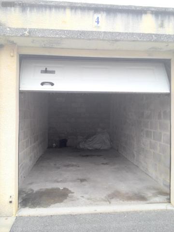 Garage fermé à louer à Laval en Mayenne (53000), ref : 10062   
26 rue du Britais