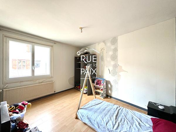 79200 PARTHENAY Appartement T4 à Parthenay