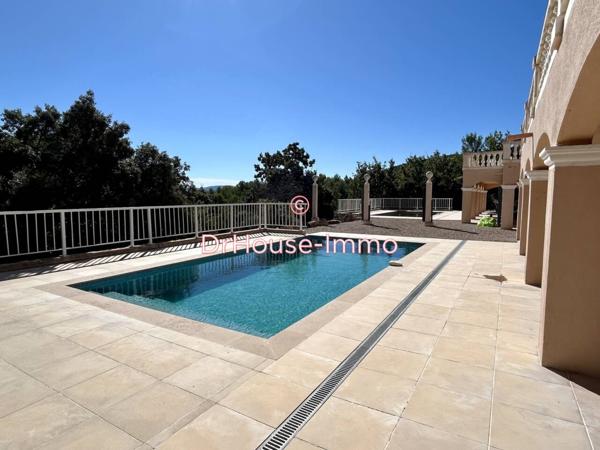 Maison à vendre 12 pièces de 274 m²