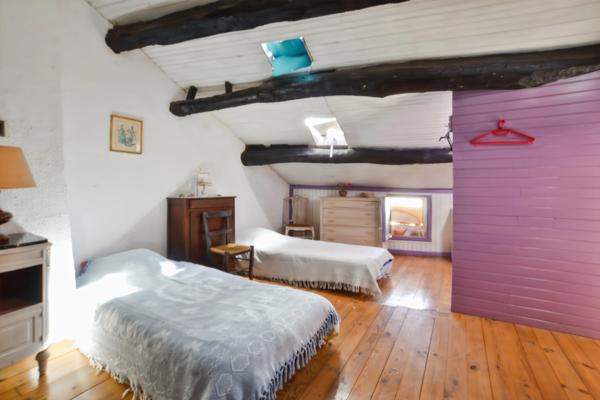 ROQUEBRUN – PROCHE SAINT-CHINIAN ET BERLOU – MAISON 3 PIÈCES – 75 M² – 2 CHAMBRES – TERRASSE – CAVE – VUE DÉGAGÉE – TRÈS CALME