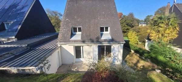 Superbe emplacement, commerces à pieds, au calme.