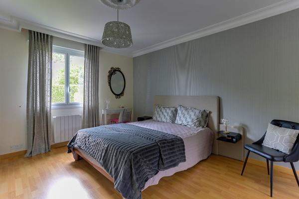Maison 8 pièces – 200 m² environ à Vern-sur-Seiche (ref : 36616)