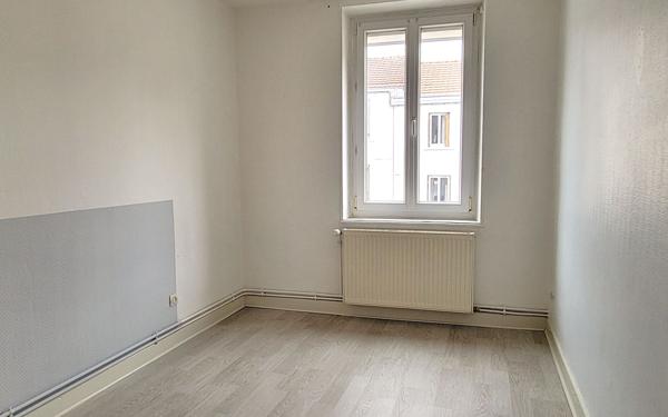 Appartement à louer    3 pièces •  Le Creusot