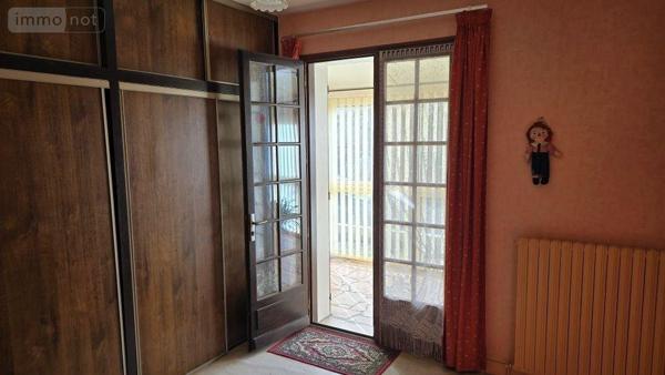 Pavillon à vendre à Sauzé-Vaussais dans les Deux-Sèvres (79190), ref : 181