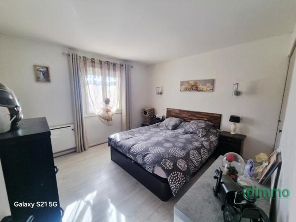 A découvrir Le Muy proche centre jolie villa F4 pp terrasse piscine garage sur 980m de terrain 386000€ dpe B Le Muy (83490)