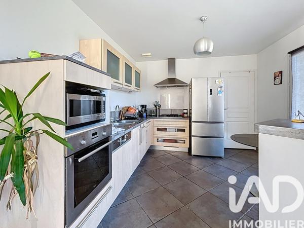 Maison à vendre 6 pièces 175 m² Saint-Clément