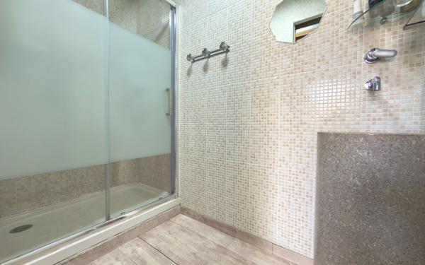 Maison à vendre    6 pièces • 127 m2 Salon-de-Provence