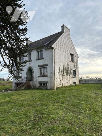 Maison a Vendre à BRIEC, en Finistère Sud (29), en Campagne, Maison d'habitation à rénover élev...