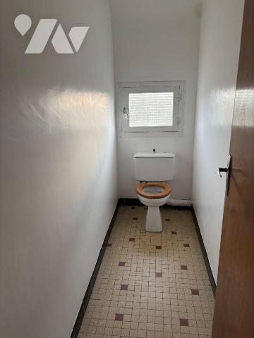 Maison a Vendre à BRIEC, en Finistère Sud (29), en Campagne, Maison d'habitation à rénover élev...