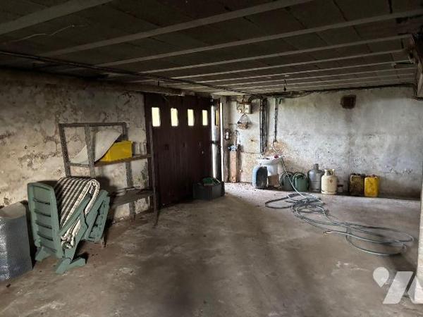 Maison a Vendre à BRIEC, en Finistère Sud (29), en Campagne, Maison d'habitation à rénover élev...