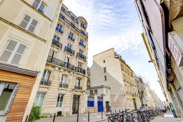Appartement  familiale Batignolles Paris 17ème 5 pièces 99 m2