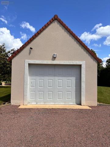 Maison à vendre à Yvré-l'Évêque dans la Sarthe (72530), ref : LMY/FR