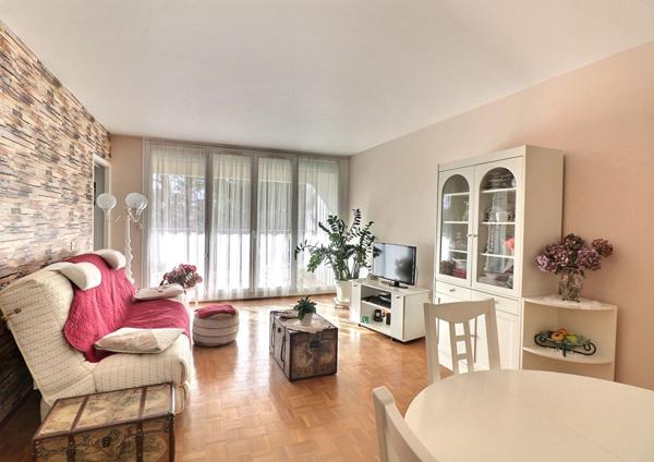 Appartement T3 - Marseille 13012 - Terrasse - Parking