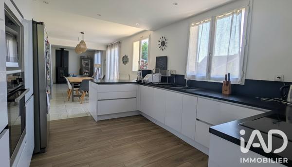 Maison à vendre 8 pièces 185 m² Maurepas
