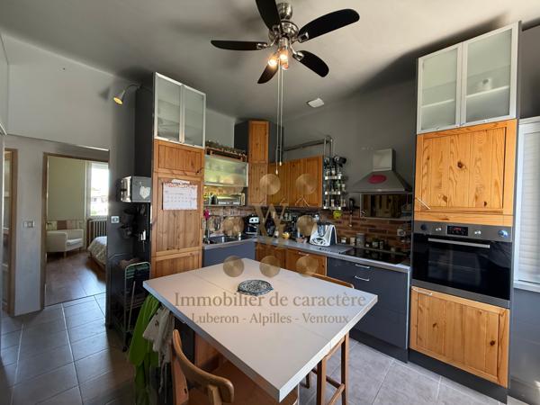 Cavaillon (84300) MAISON DE VILLE AVEC JARDIN ET GARAGE