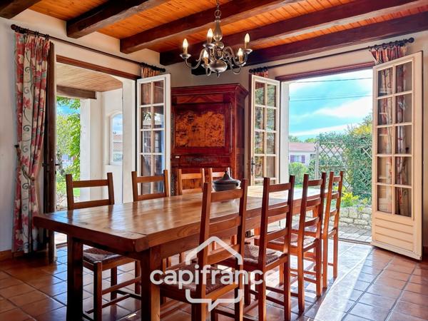 Maison 6 pièces de 165m²