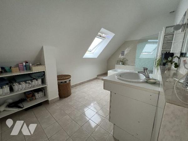 MAISON D'HABITATION A VENDRE