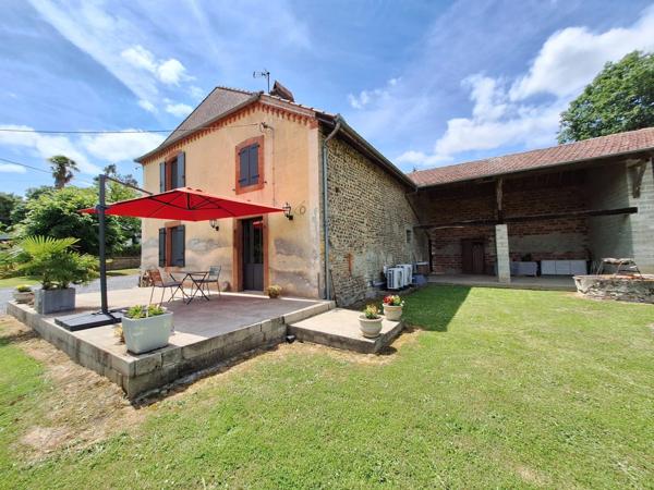 Charmante maison Gasconne 145m² Habitable avec 185m² de dépendances sur 1300m² de terrain