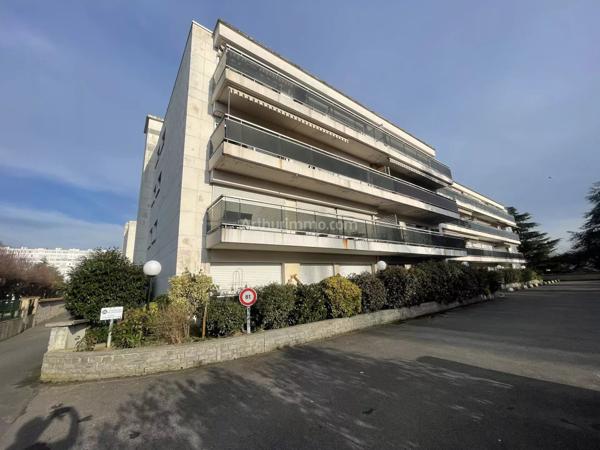 Vente Appartement 2 pièces 48 m2 à Évry-Courcouronnes