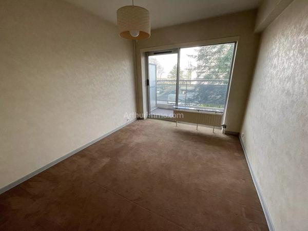 Vente Appartement 2 pièces 48 m2 à Évry-Courcouronnes