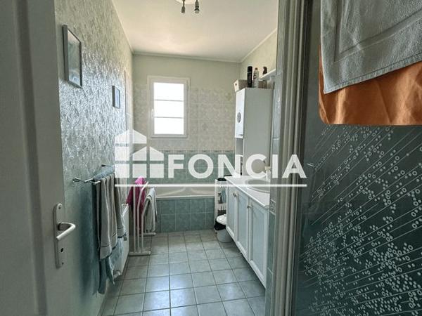 À vendre Maison 5 pièces 85 m² - Julienne 16200